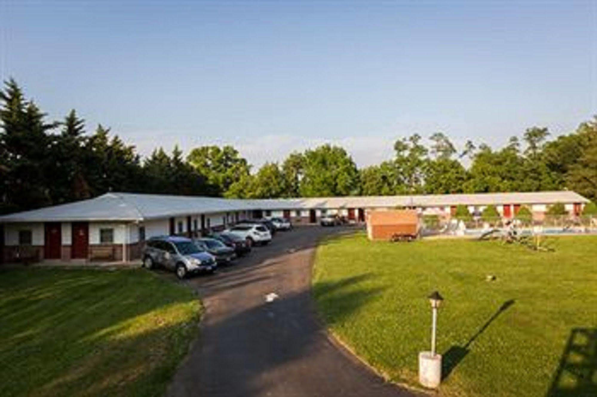 Dutch Treat Motel Ronks Kültér fotó